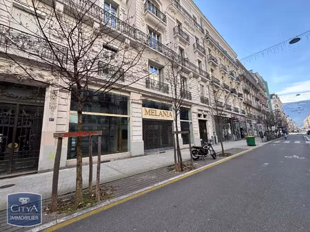 local commercial à louer - grenoble (38) - 2 920€