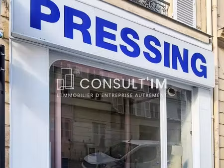 a toute proximité de saint-augustin  une boutique à louer de 25 m²
