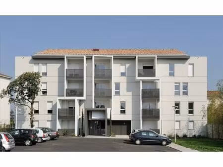 t2 pessac centre - 2e étage balcon + parking