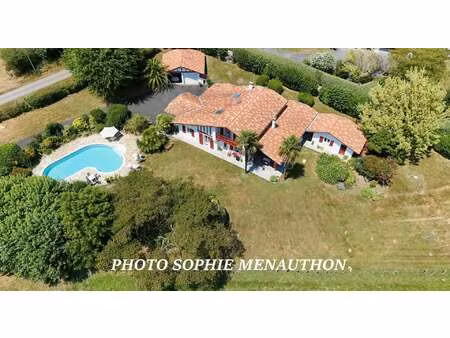 maison de luxe à vendre à bayonne : 899 000 € | 188m²