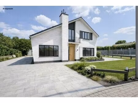 charmante gezinswoning met potentieel op ruim hoekperceel in hartje eksel