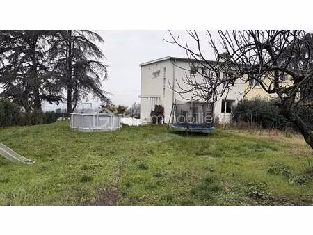 maison de 111 86 m² à le peage-de-roussillon