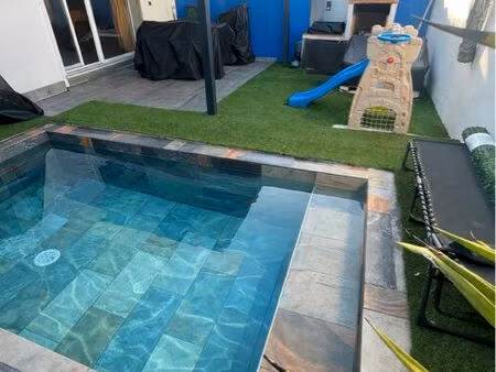 maison rénovée avec piscine