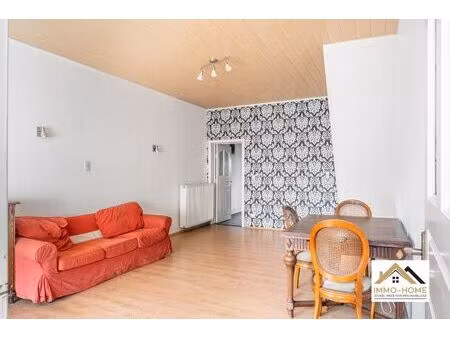 ideale starterswoning of investering in sint-amandsberg!