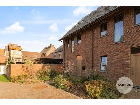 hedendaagse woning nabij het centrum