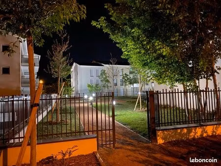 appartement duplex 85m2 + + balcon + parking privatif