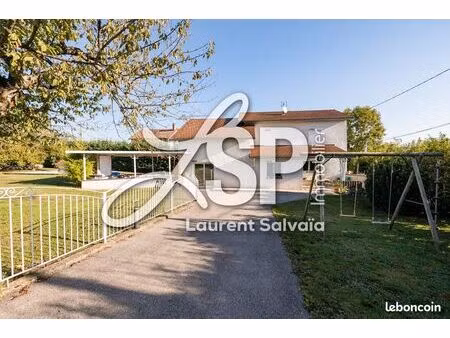 villa 5 pièces 226 m²