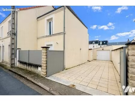 maison 5 pièces 151 m²
