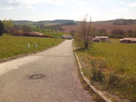 terrain 1 100 m² puycasquier