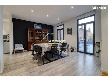 immeuble 285 m² bailleul