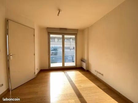 appartement 1 pièce 30 m²