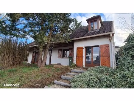 propriété 5 pièces 157 m²