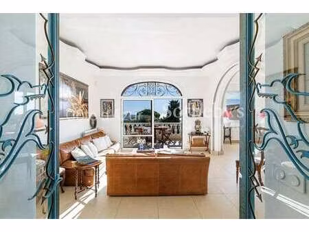 maison de luxe avec vue sur mer à vendre à nice : 3 300 000 € | 222m²