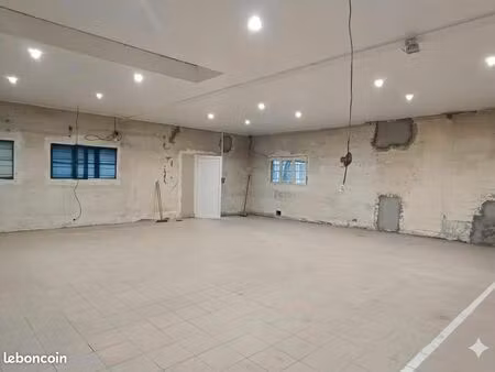 garage/box 93 m² bergerac