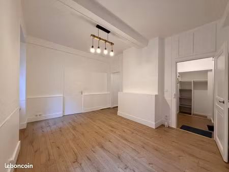 appartement 1 pièce 27 m²