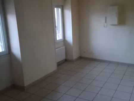 appartement t2 en plein centre