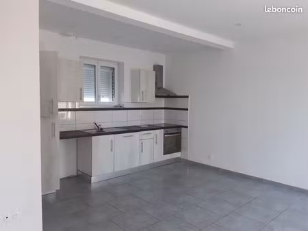 guise - loue maison moyenne - 3 chambres