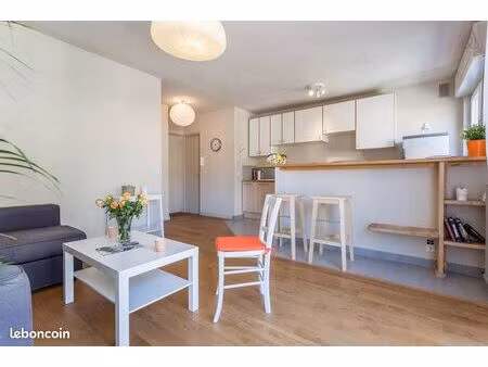 2 pièces lumineux 40m2 à louer