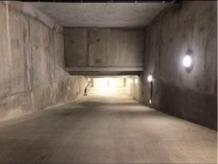 box double en sous sol idéal pour professionnels et particuliers