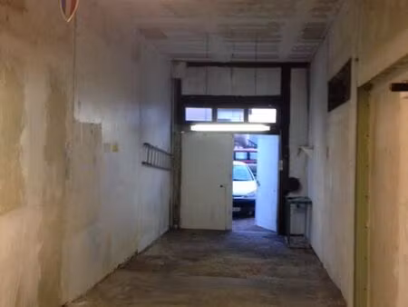 loue box garage clos individuel de 35m² à 5mn des docks 76