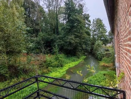 jolie maison avec terrasse sur la rivière proche le cateau