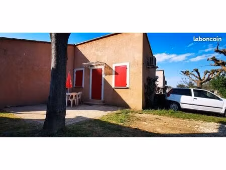 maisonnette de plain pied avec courette