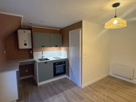 t2 centre ville avec double balcon