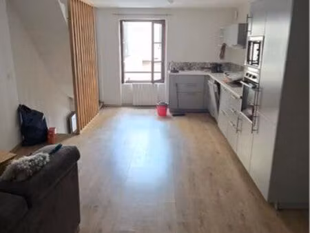 loue maison de ville