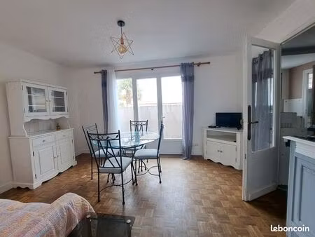 appartement t3 avec balcon - plein centre