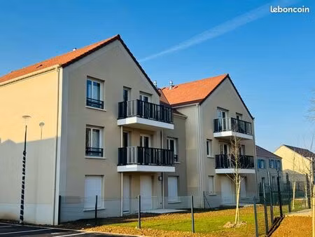 location t2 cannes ecluse