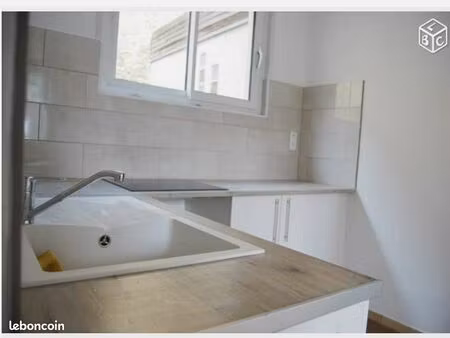 loue f2 hypercentre charleville-mz