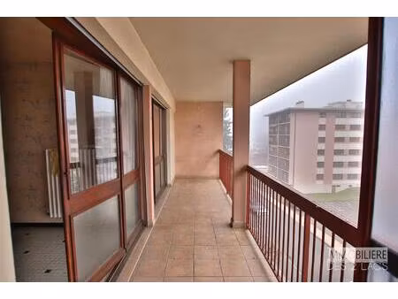 appartement t4 situé à saint julien en genevois - a rafraichir