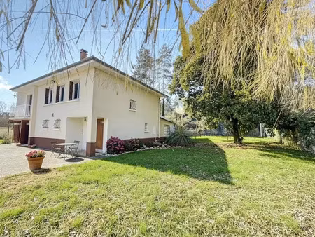 vente maison 4 pièces 81 m² à saint-alban-de-roche (38080)  239 000 €