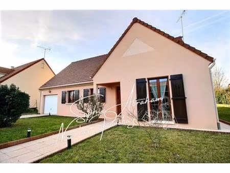 maison de plain-pied  4 chambres  garage et jardin