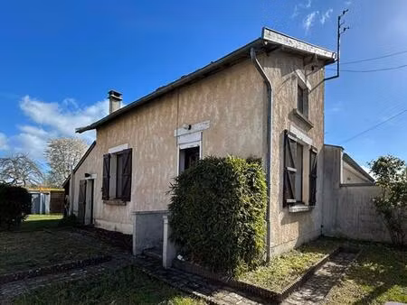 special locatif / maison warmeriville 60m²  3 pièces
