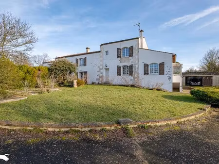 vente maison 6 pièces 158 m² à vénérand (17100)  265 500 €