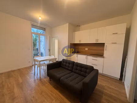 quartier bergonié - a louer t3 meublé de 38m2