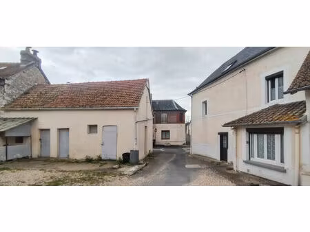 vente maison 5 pièces  121.00m²  grand