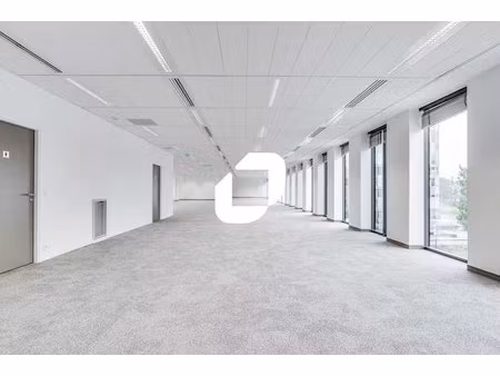 a louer  bureaux de grand standing avec services !