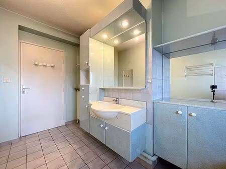 vente commerce 3 pièces 89 m² valence (26000)