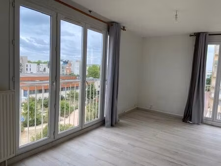 vente appartement 3 pièces 56 m² orléans (45100)