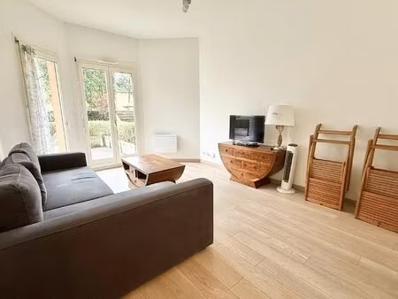 location appartement 2 pièces 35 m² à lyon 7 (69007)