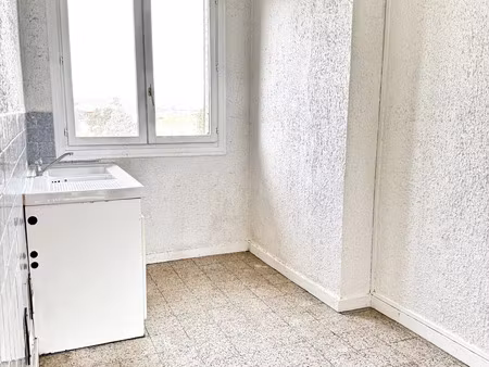 vente appartement 3 pièces 55m2 roussillon 38150 - 55000 € - surface privée