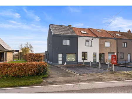 huis te koop in lievegem met 2 slaapkamers