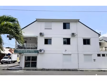 vente immeuble 4 pièces 238.15 m² à port louis (97117)  399 000 €