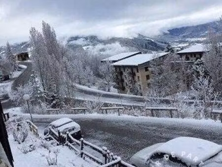 uvernet-fours (04400)