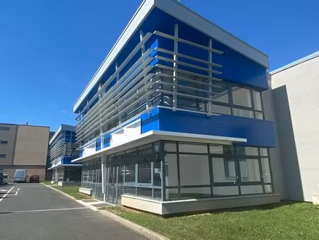 local d'activite a louer