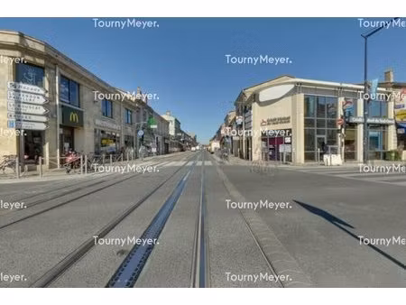 local commercial a louer