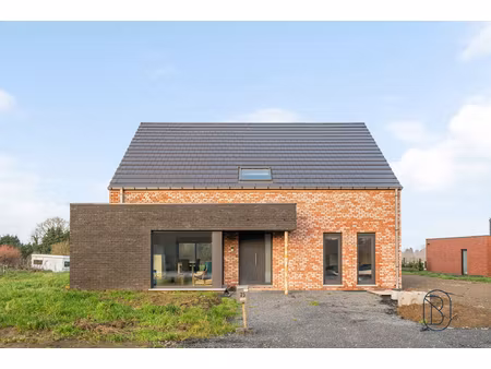 huis te koop in doornik met 4 slaapkamers