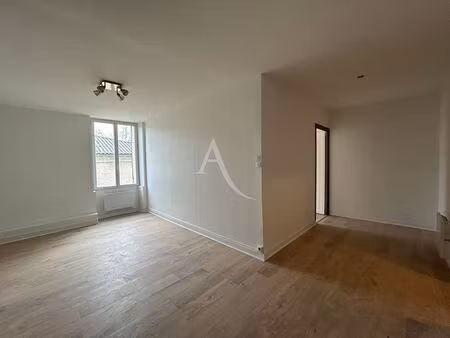 location appartement 3 pièces  40.41m²  jonzac